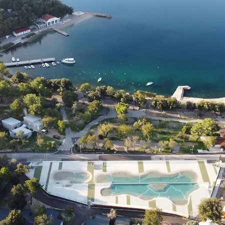Sea House Shade, Pool & Jacuzzi - Privilege Point Camping & Villas Selce Buitenkant foto